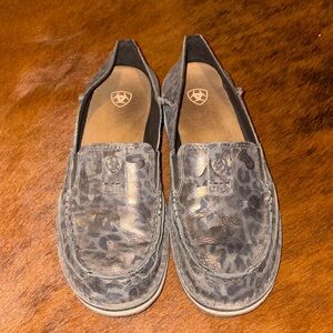 Ariat Gray Leopard Slip-On Shoes size 7.5